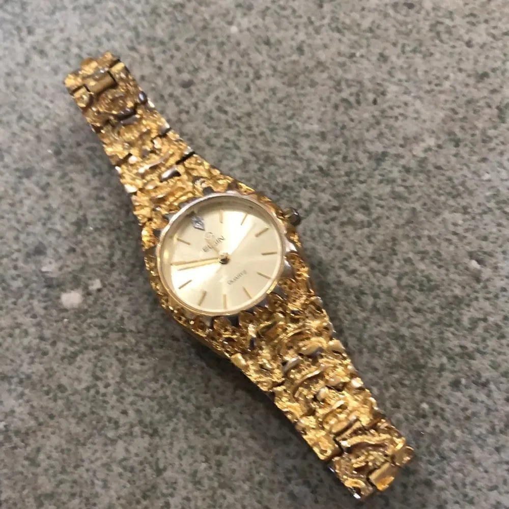 Vintage Elgin Gold nugget ladies watch.